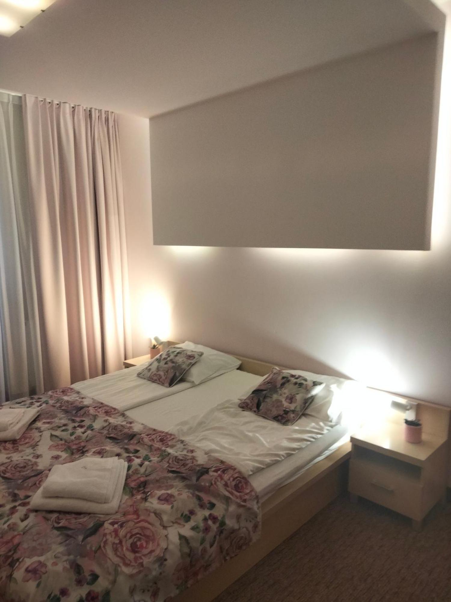 Apartamenty Prywatne W Hotelu Przy Plazy Diva Kołobrzeg Exterior foto